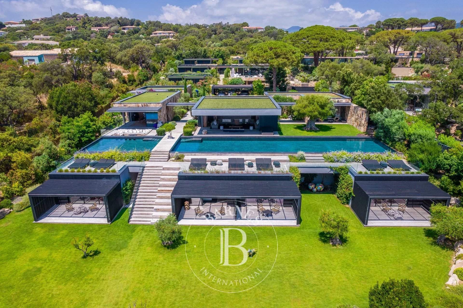 Caramontino, 6 bedrooms, pool, in front of the beach picture 1