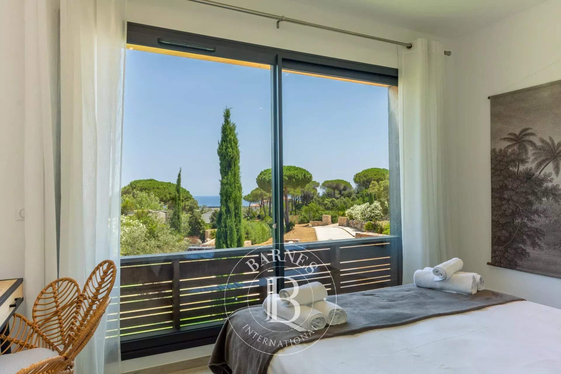 Sainte-Lucie-de-Porto-Vecchio  - Villa 16 Pi&egrave;ces 5 Chambres - picture 19