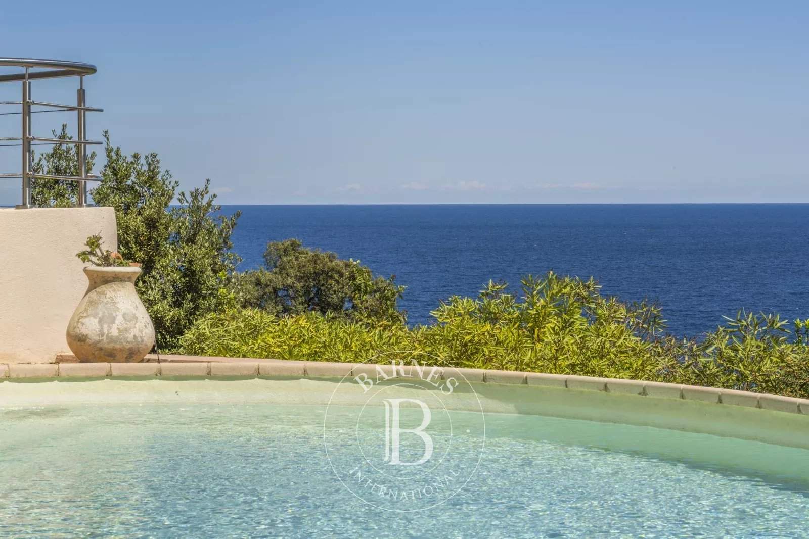 Sari-Solenzara  - Villa  - picture 2