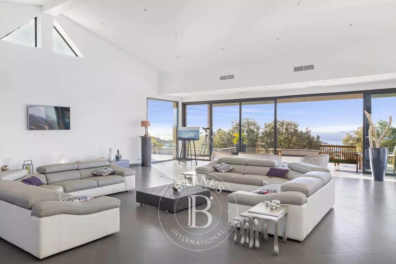 Sainte-Lucie-de-Porto-Vecchio  - Villa 8 Bedrooms - picture 7