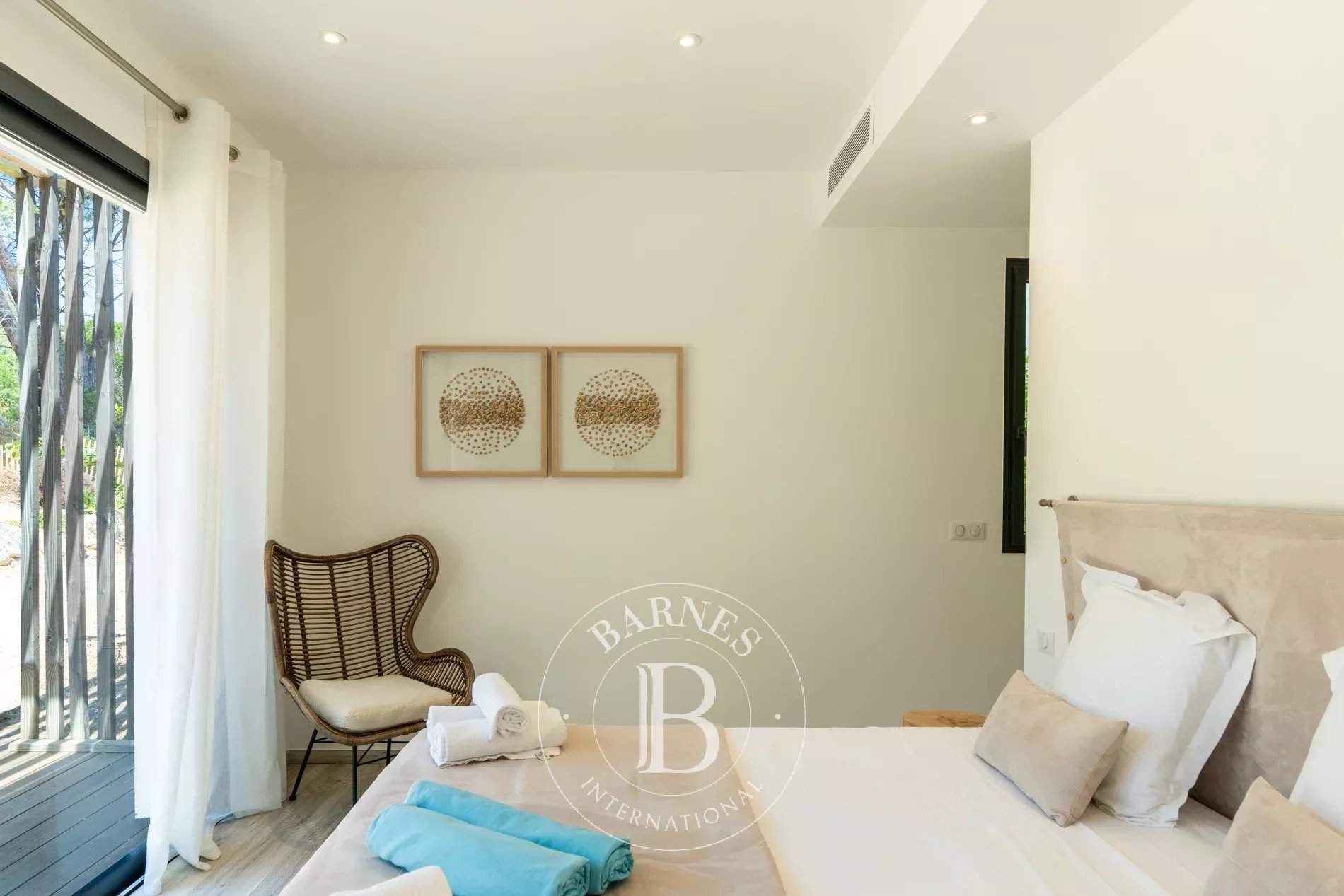 Sainte-Lucie-de-Porto-Vecchio  - Villa 16 Pi&egrave;ces 5 Chambres - picture 18