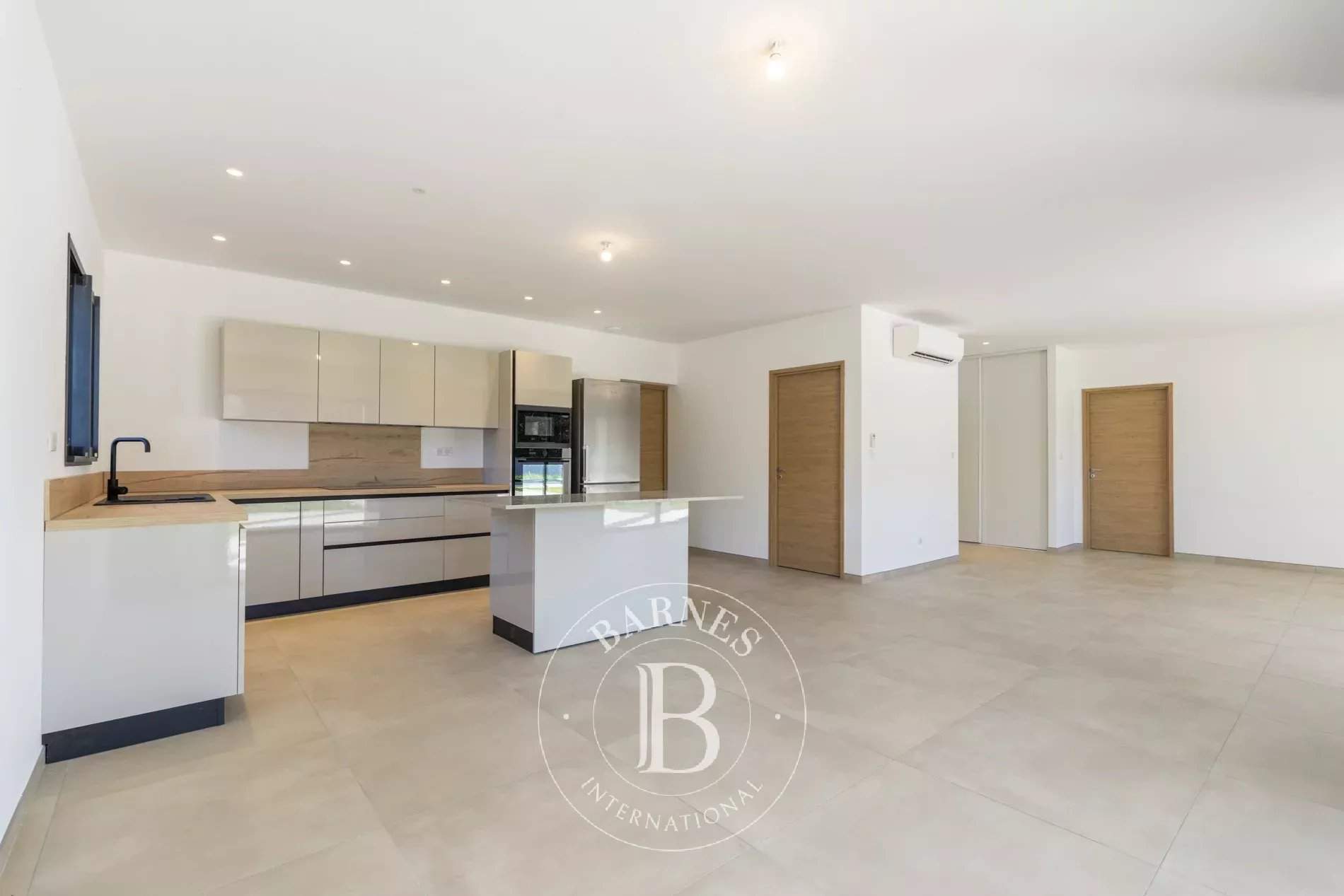 Solenzara  - Maison 6 Pi&egrave;ces 4 Chambres - picture 6