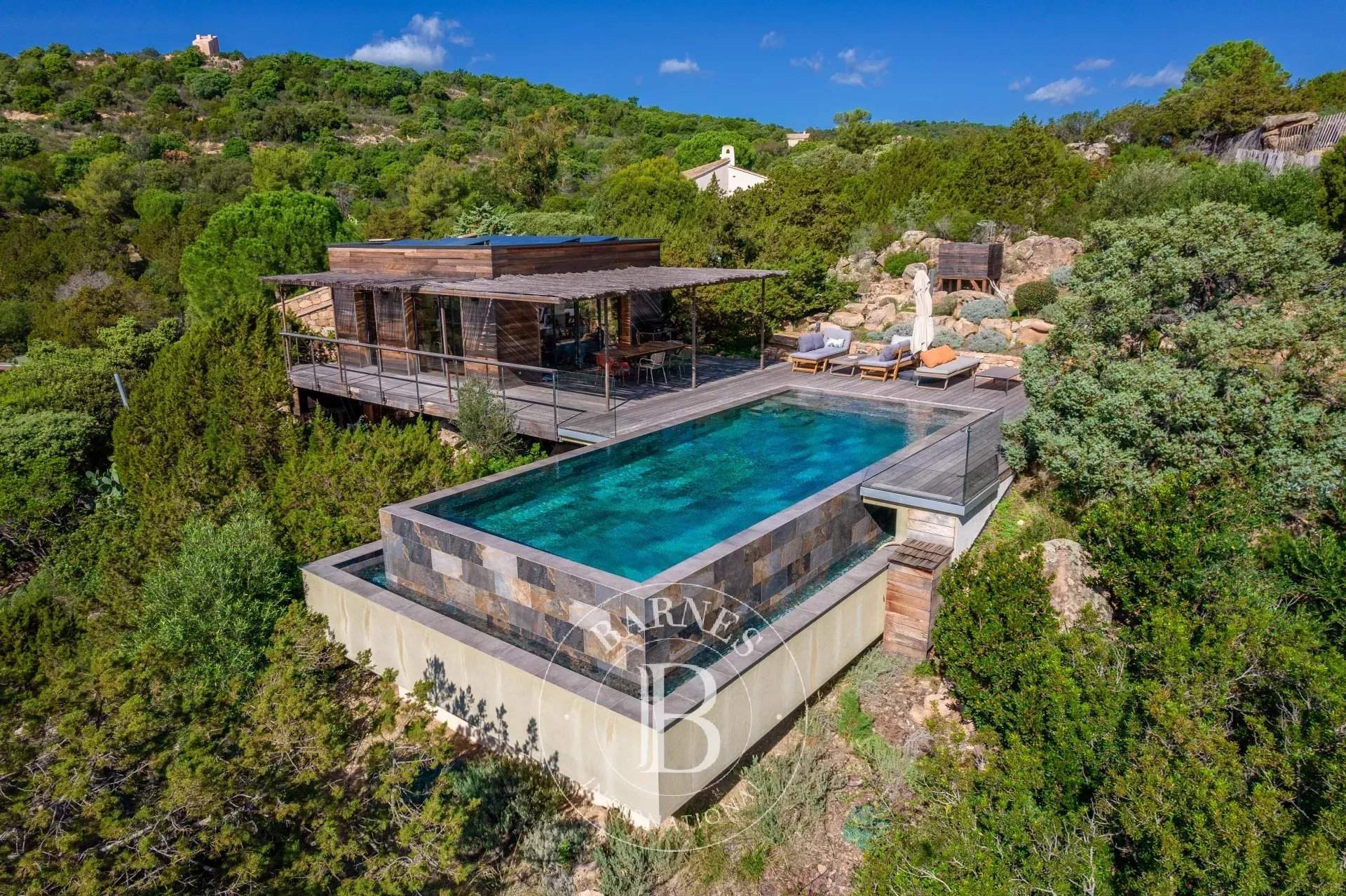 Porto-Vecchio, Palombaggia, 4 Bedroom Villa with Pool, Sea View and Close to the Beach picture 8