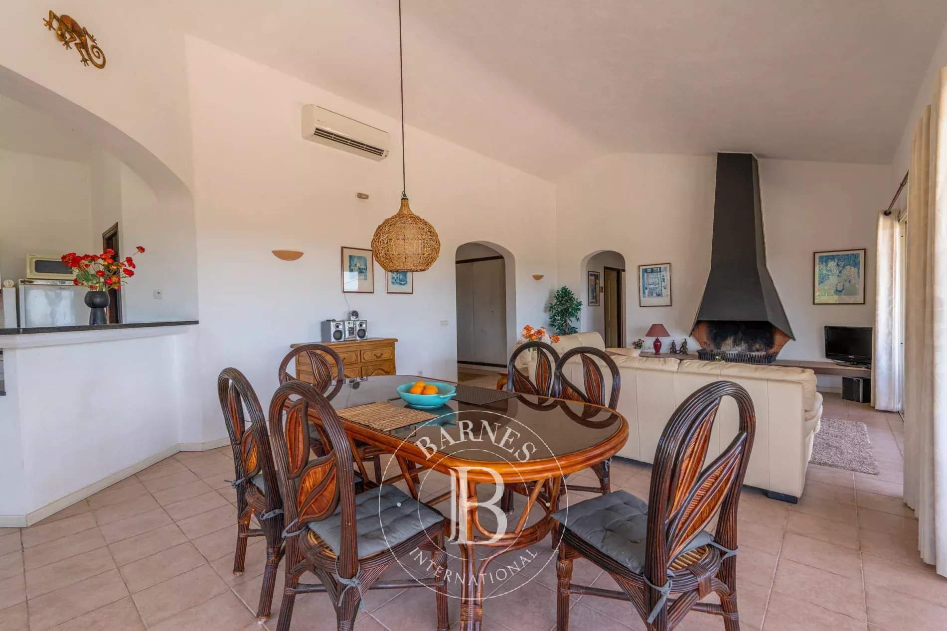 Sainte-Lucie-de-Porto-Vecchio  - Villa 8 Pièces 5 Chambres - picture 9