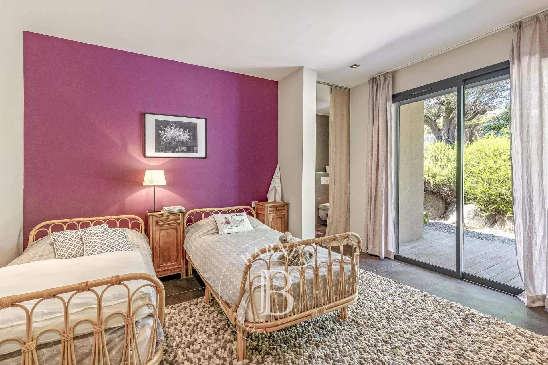 Sainte-Lucie-de-Porto-Vecchio  - Villa 6 Pi&egrave;ces 5 Chambres - picture 15