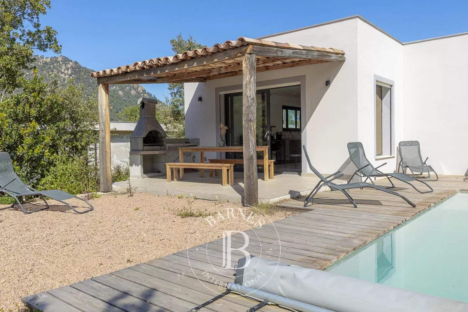 Sainte-Lucie-de-Porto-Vecchio  - Maison 5 Pi&egrave;ces 4 Chambres - picture 14