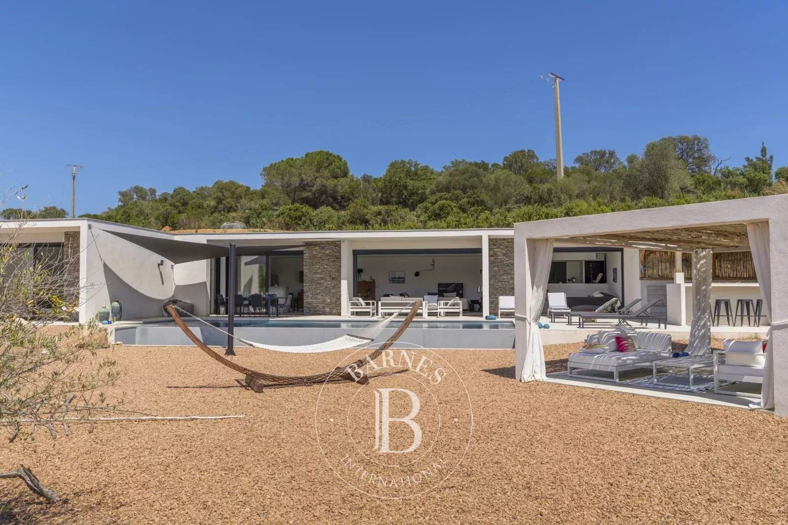 Arasu, villa 4 bedrooms, swimming-pool, Casa Alivu RL307 picture 1