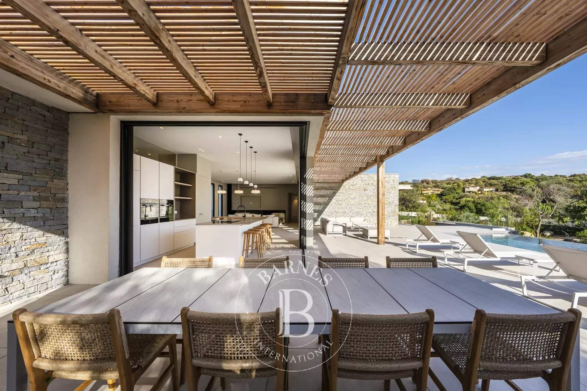 Sainte-Lucie-de-Porto-Vecchio  - Villa 4 Bedrooms - picture 2