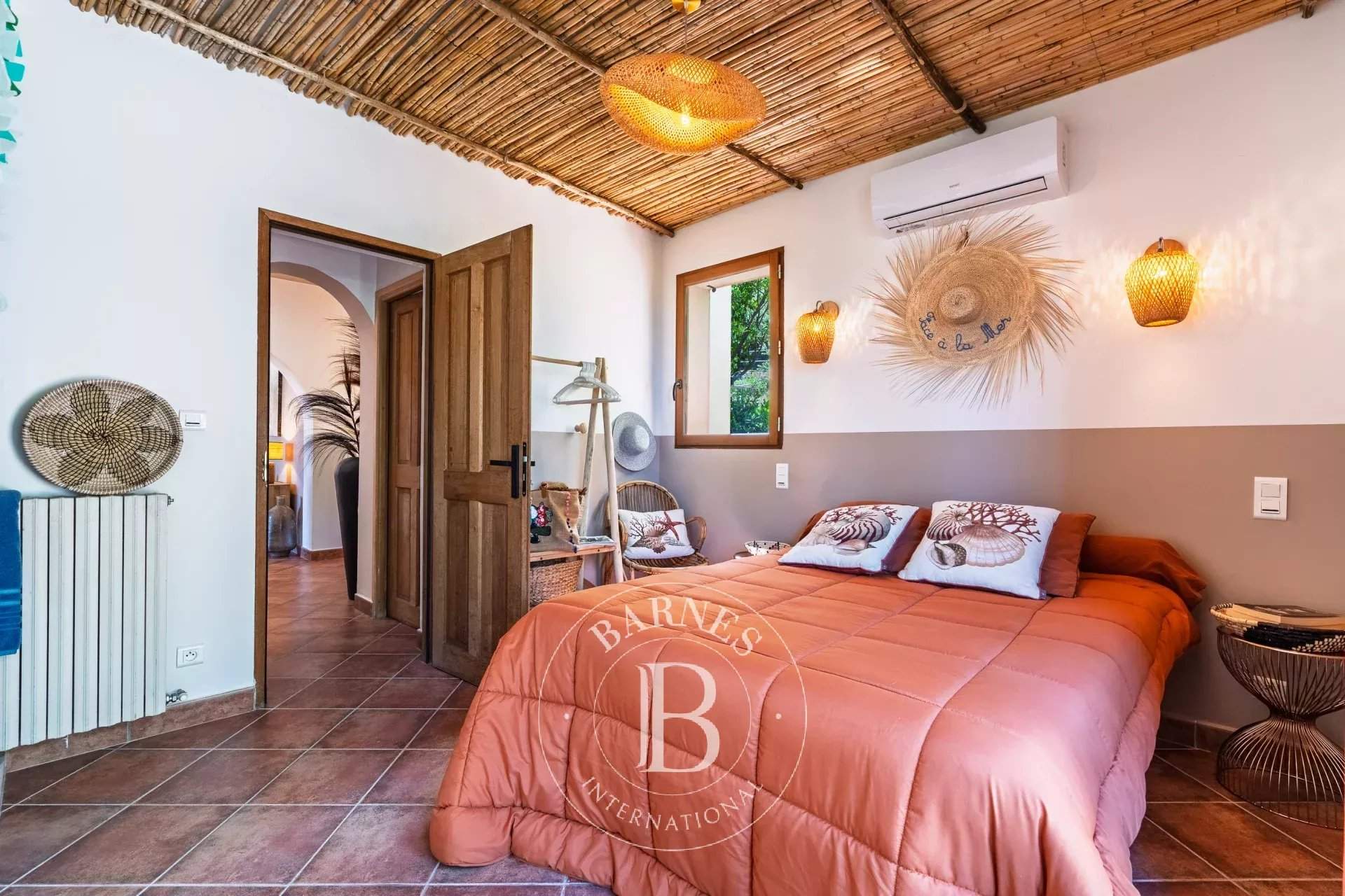 L'Île-Rousse  - Villa 7 Pi&egrave;ces 5 Chambres - picture 14