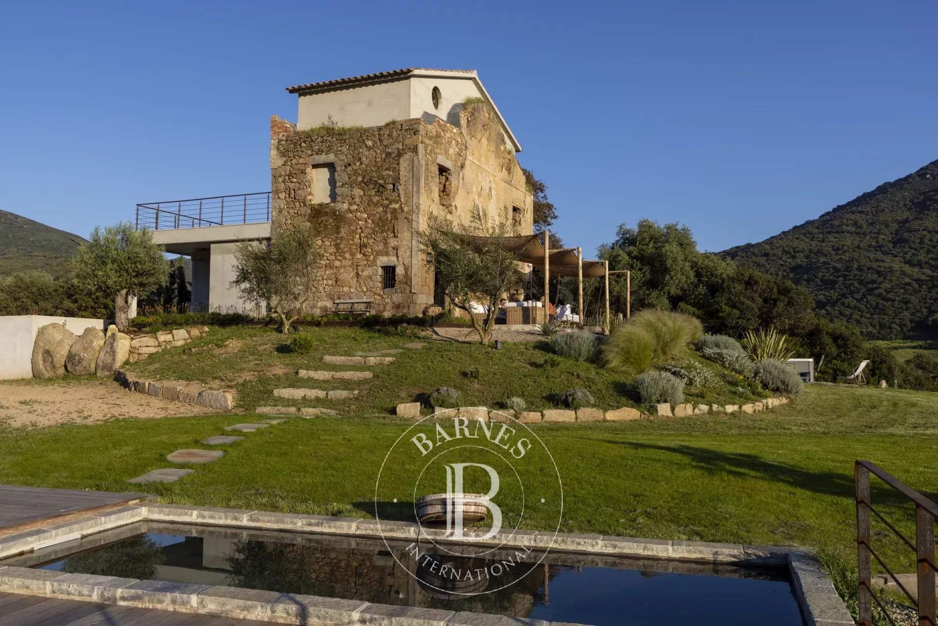 Propriano, villa 3 chambres, piscine, vue mer et montagnes, proche plage picture 14