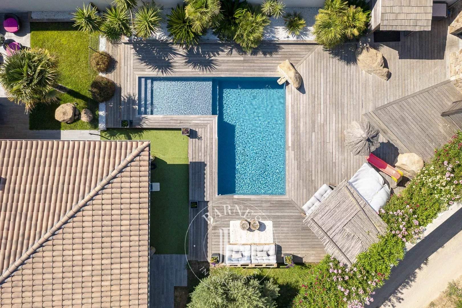 Sainte-Lucie-de-Porto-Vecchio  - Villa 6 Pi&egrave;ces 5 Chambres - picture 5
