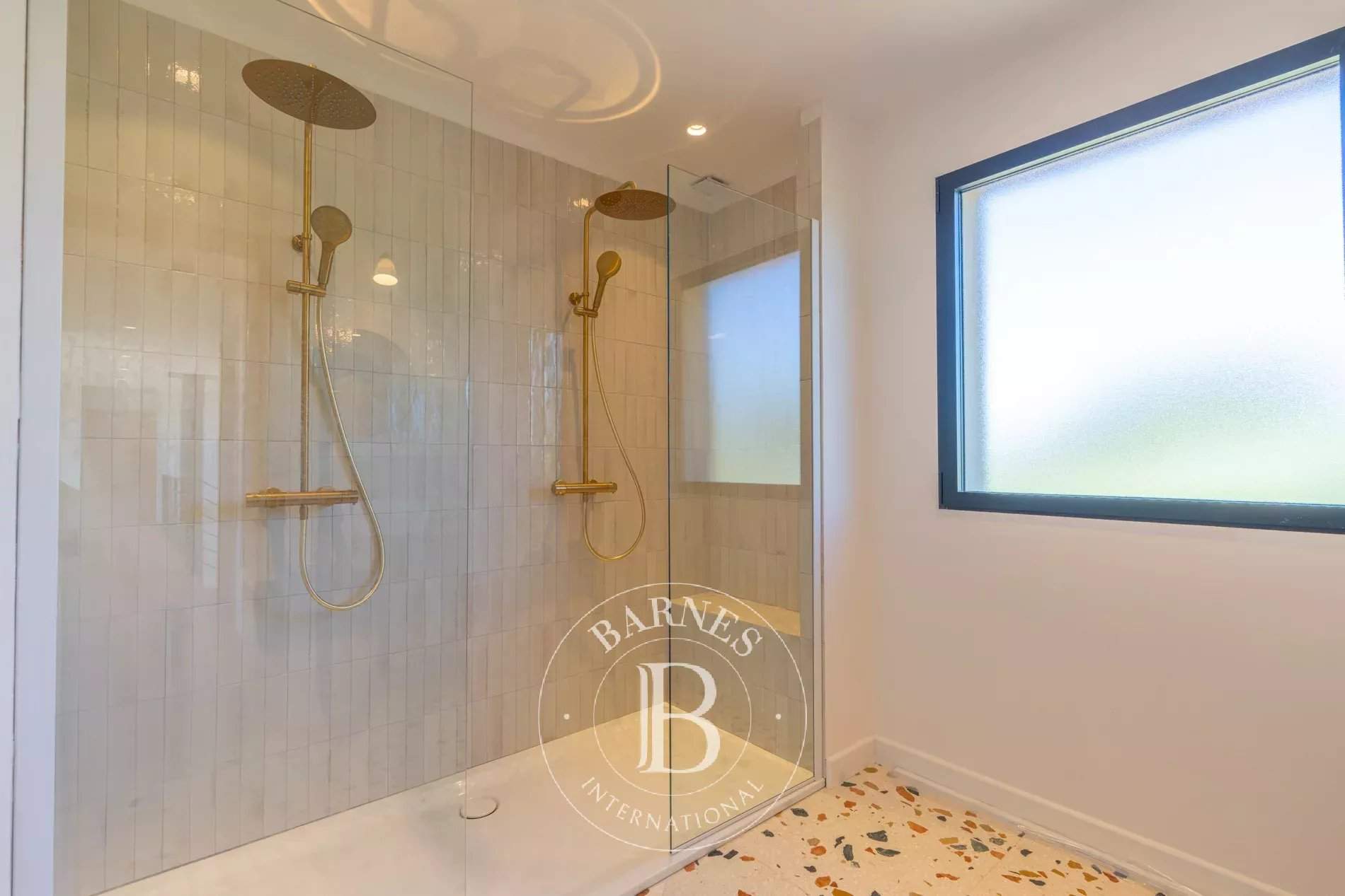 Sainte-Lucie-de-Porto-Vecchio  - Villa 6 Pi&egrave;ces 4 Chambres - picture 15