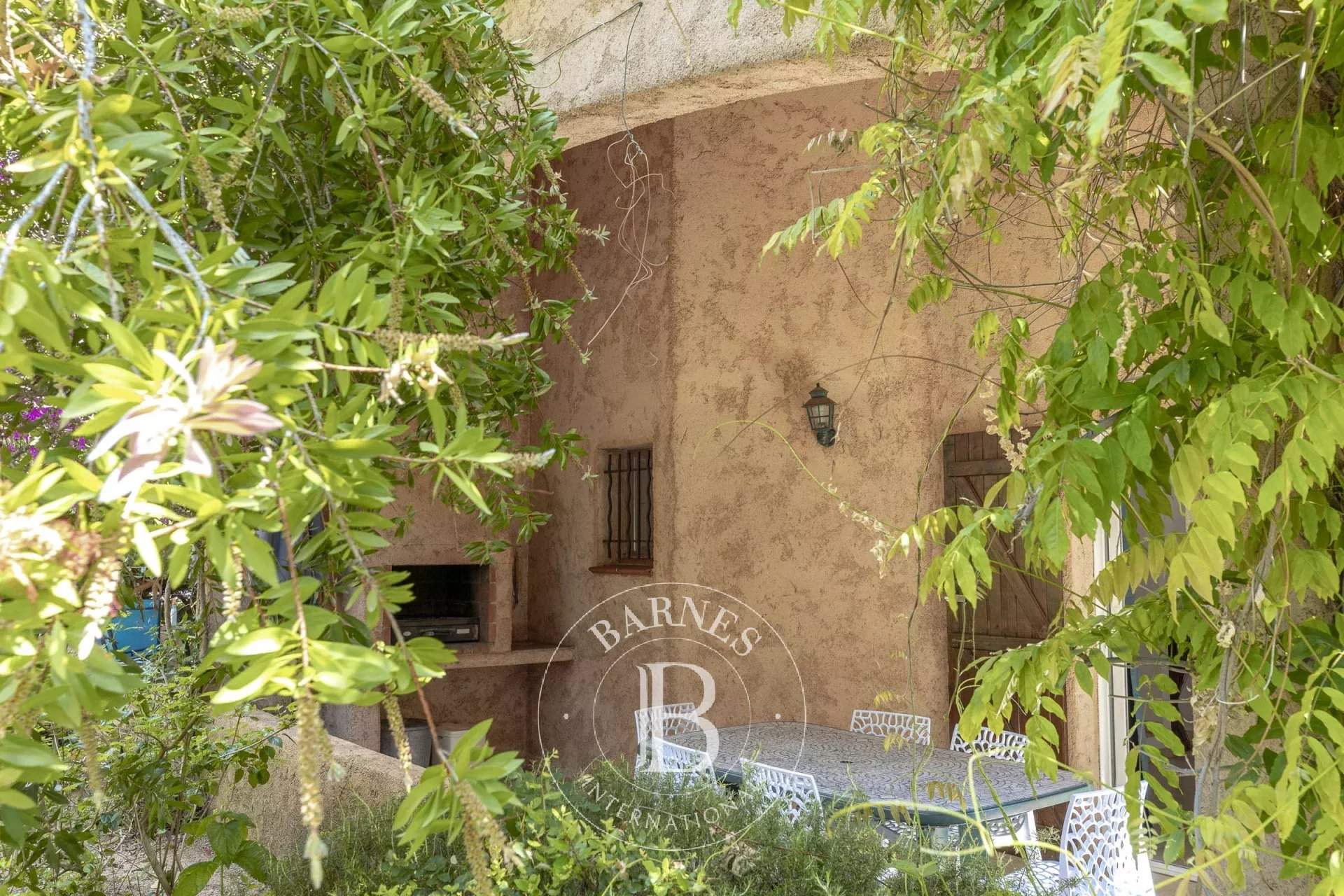 Sainte-Lucie-de-Porto-Vecchio  - Villa 13 Pi&egrave;ces 7 Chambres - picture 3