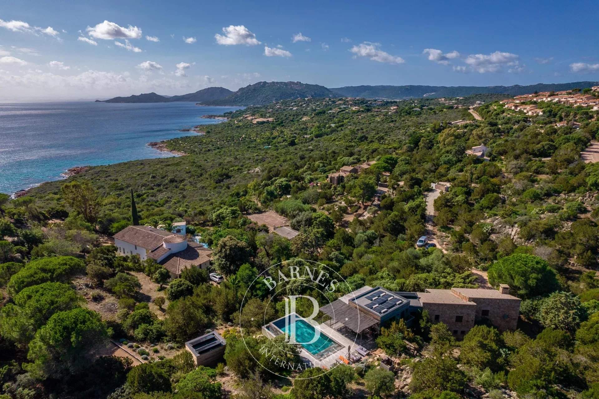 Porto-Vecchio, Palombaggia, 4 Bedroom Villa with Pool, Sea View and Close to the Beach picture 14