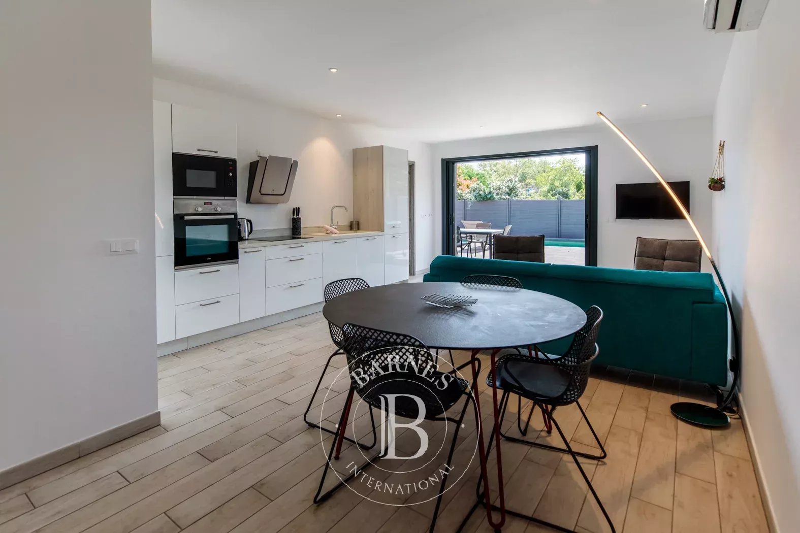 Lecci  - Villa 4 Pi&egrave;ces 3 Chambres - picture 3