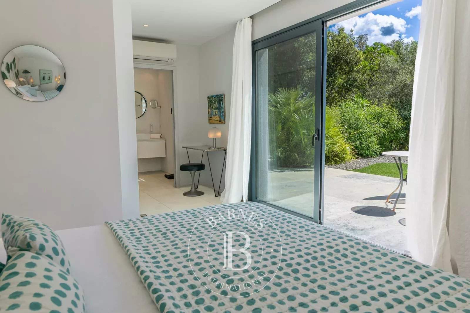 Sainte-Lucie-de-Porto-Vecchio  - Villa 6 Pi&egrave;ces 5 Chambres - picture 14