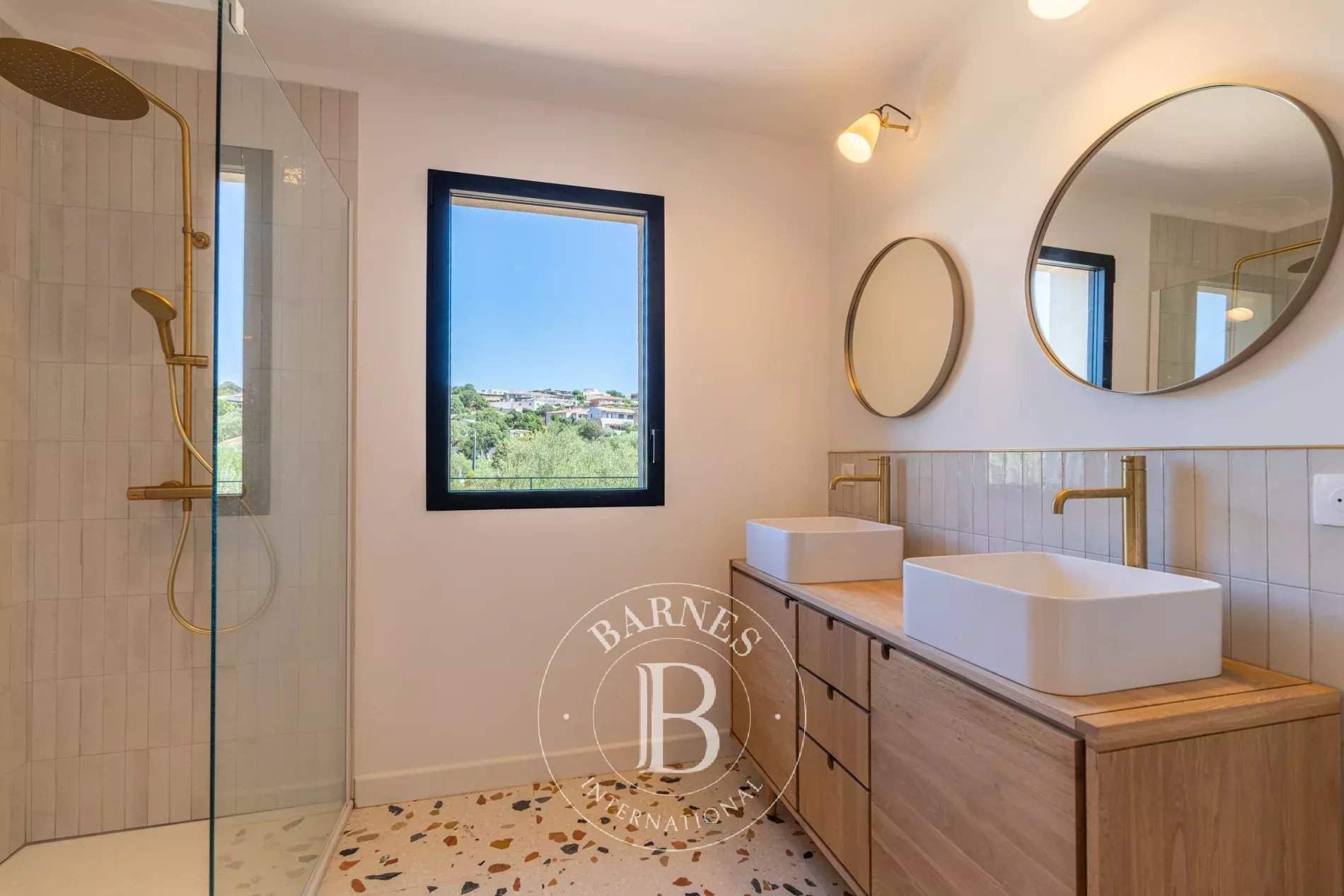 Sainte-Lucie-de-Porto-Vecchio  - Villa 6 Pi&egrave;ces 4 Chambres - picture 14