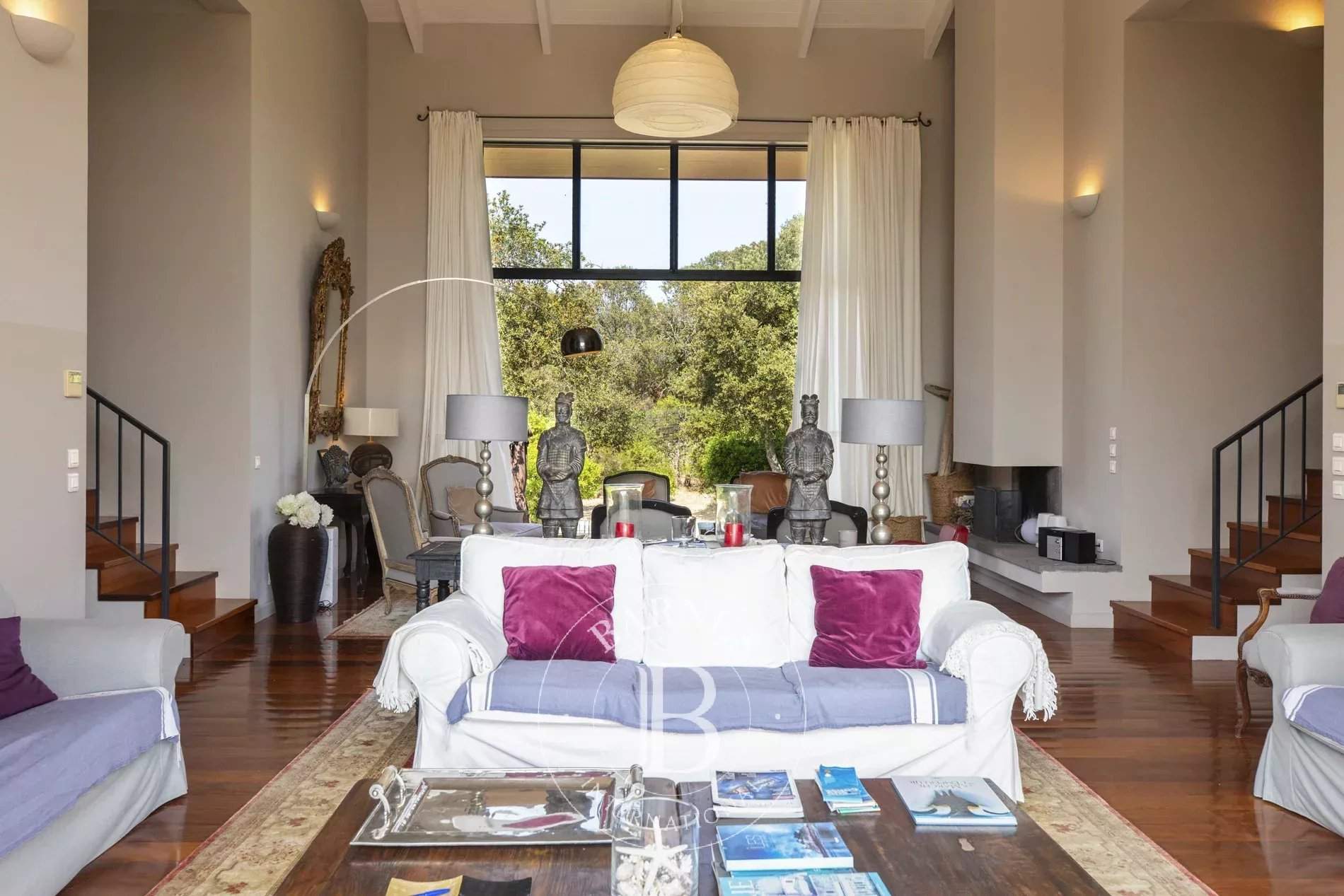 Porto Vecchio, Domaine de Cala Rossa, villa 6 chambres, piscine, vue mer, plage à pieds picture 4