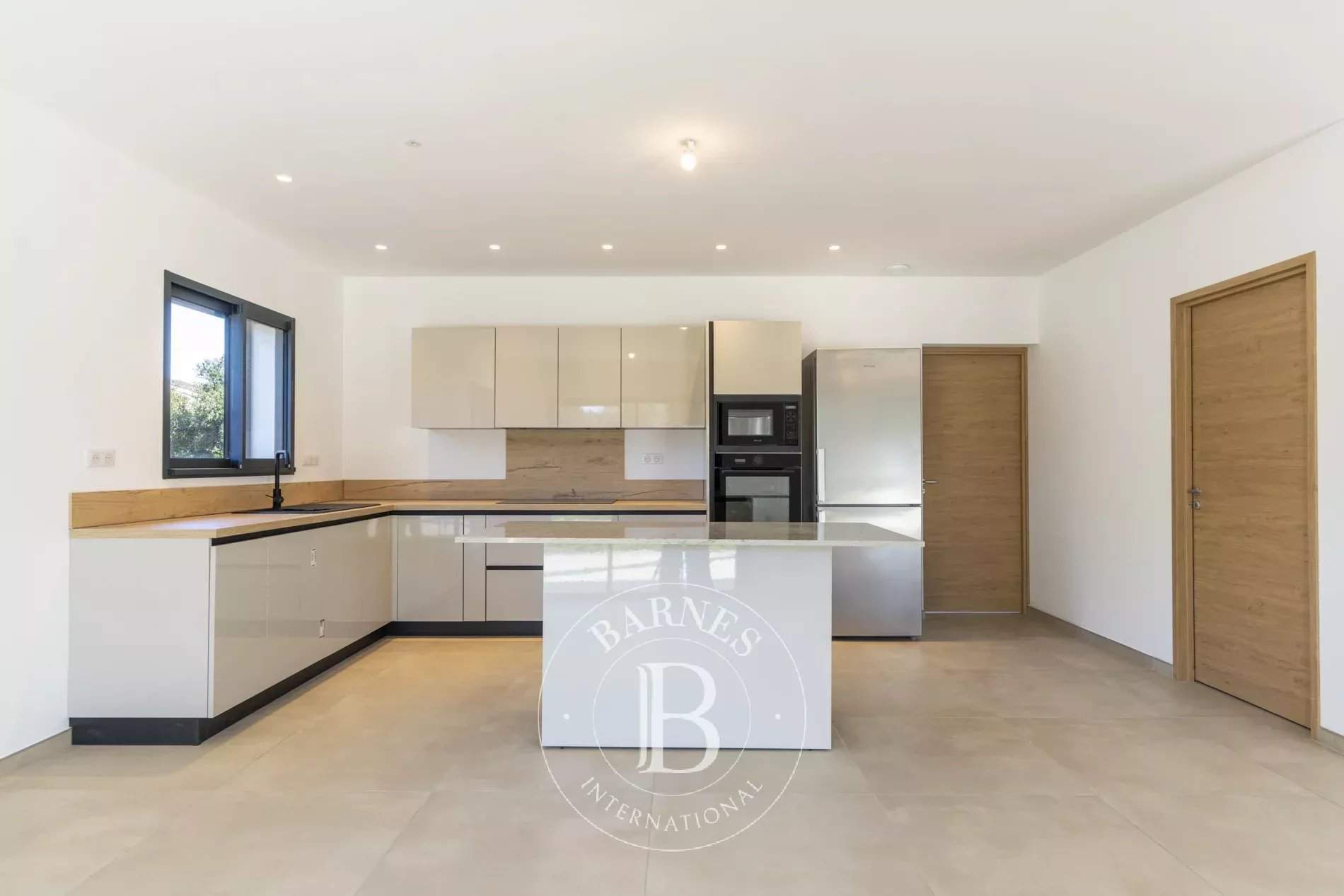 Solenzara  - Maison 6 Pi&egrave;ces 4 Chambres - picture 7