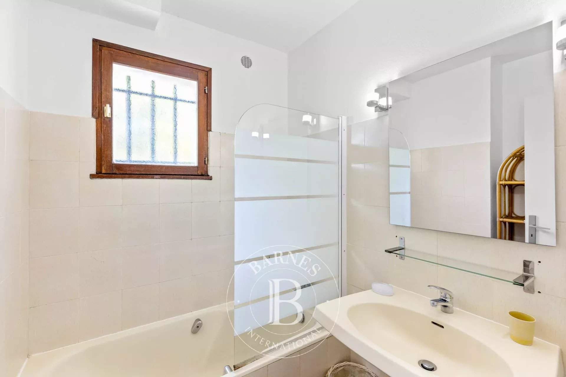 Sainte-Lucie-de-Porto-Vecchio  - Villa 13 Pi&egrave;ces 7 Chambres - picture 11