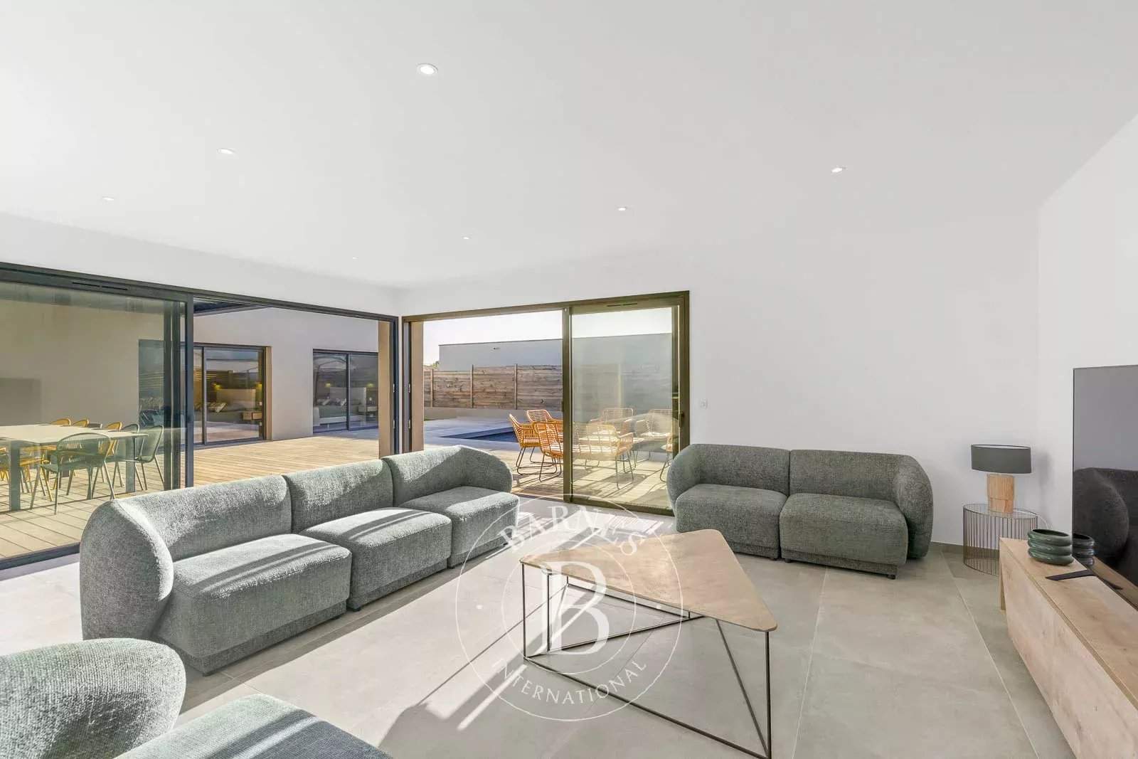 Lecci  - Villa 7 Pièces 6 Chambres - picture 2