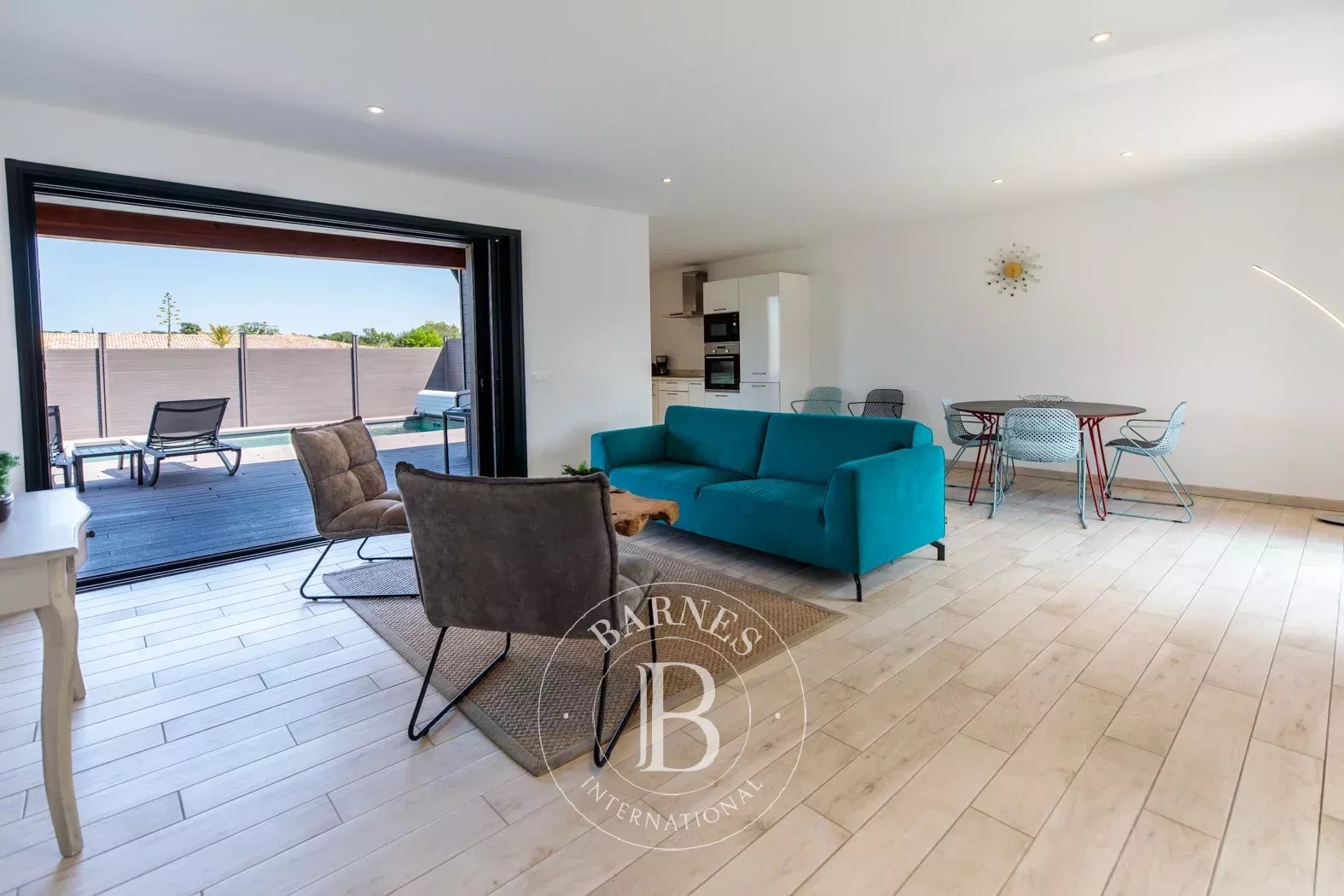 Lecci  - Villa 5 Pi&egrave;ces 4 Chambres - picture 9