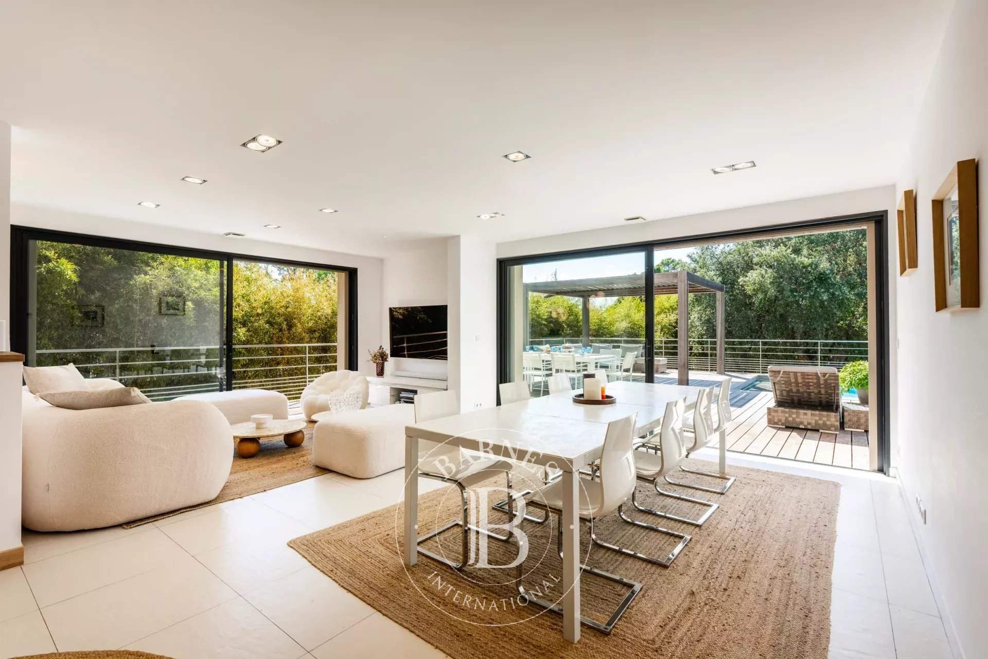 Porto Vecchio, Cala Rossa, Villa A Maredda, 5 bedrooms, swimming pool and nearby the beach, RL177 picture 8