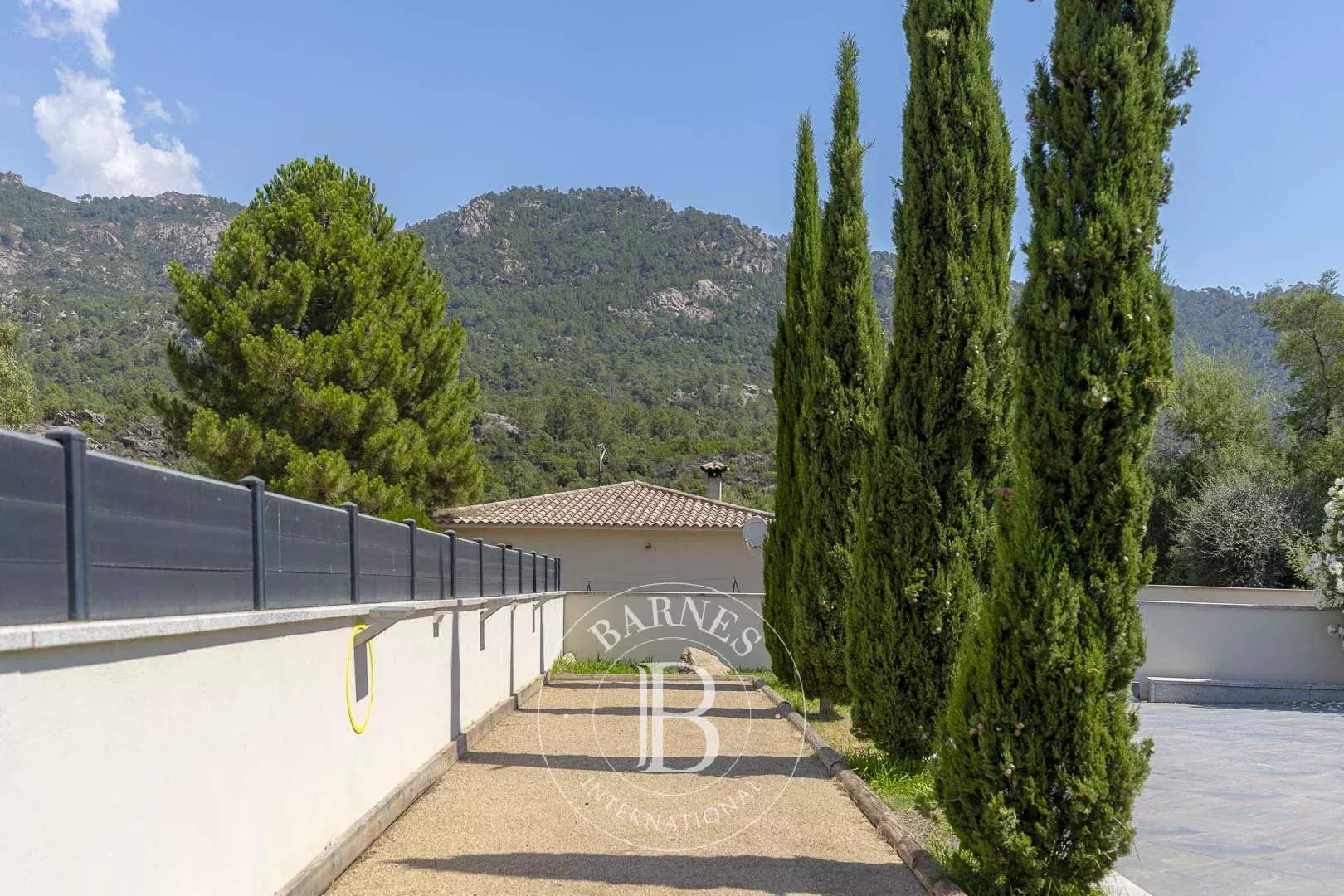 Sainte-Lucie-de-Porto-Vecchio  - Villa 6 Pi&egrave;ces 5 Chambres - picture 20