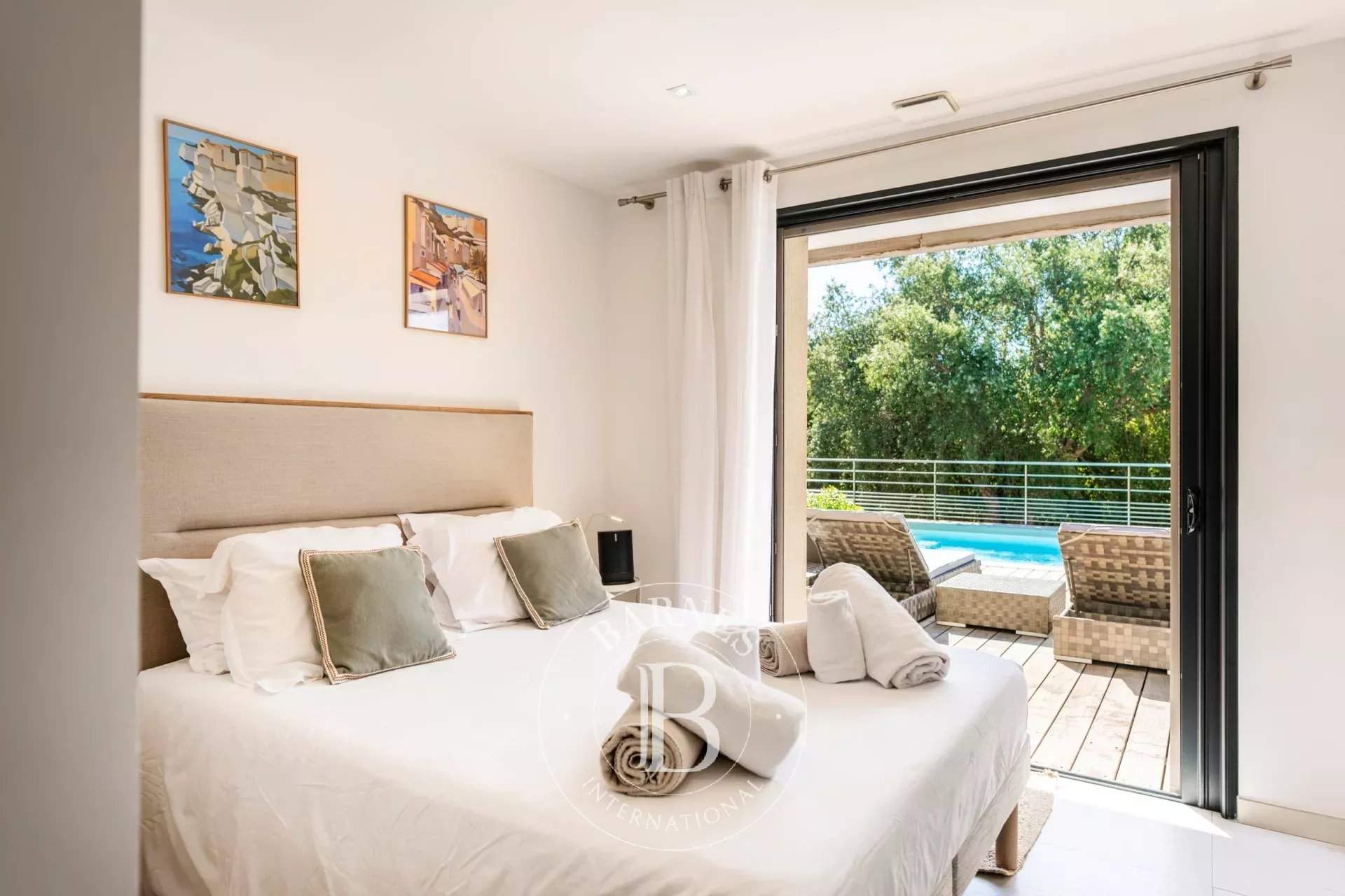 Porto Vecchio, Cala Rossa, Villa A Maredda, 5 bedrooms, swimming pool and nearby the beach, RL177 picture 15