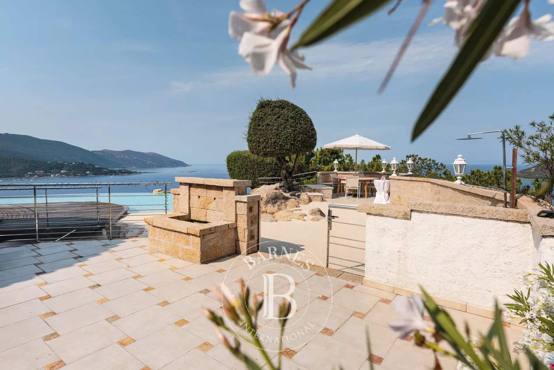 Ajaccio  - Villa 8 Pièces 3 Chambres - picture 6