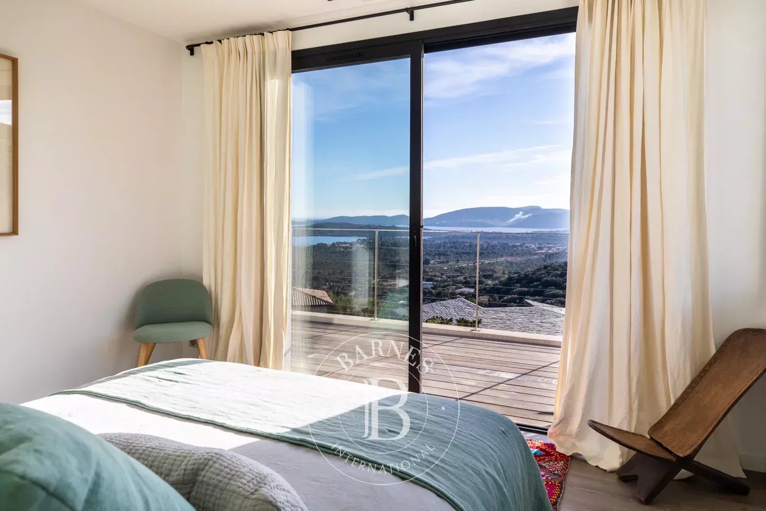 Saint-Cyprien, villa 6 bedrooms, swimming pool, panoramic sea view, near beach picture 17