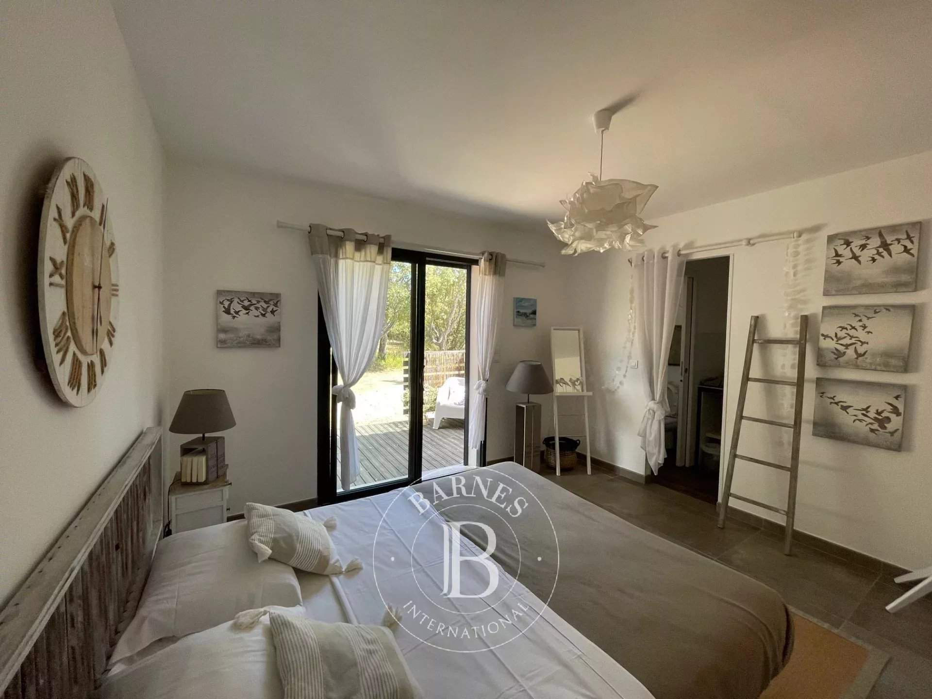 Sainte-Lucie-de-Porto-Vecchio  - Villa 5 Pièces 4 Chambres - picture 15