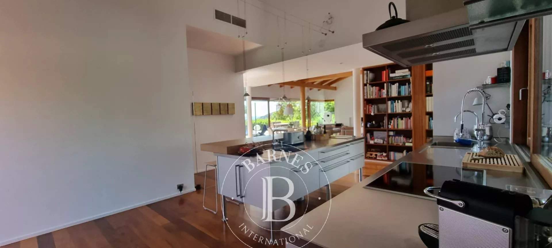 Sainte-Lucie-de-Porto-Vecchio  - Villa 7 Bedrooms - picture 12