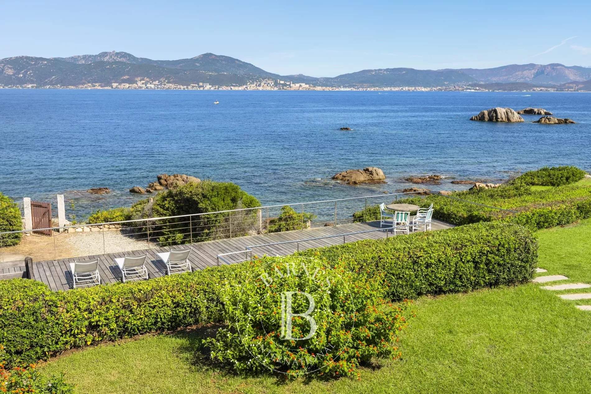 Porticcio  - Property 7 Bedrooms - picture 17