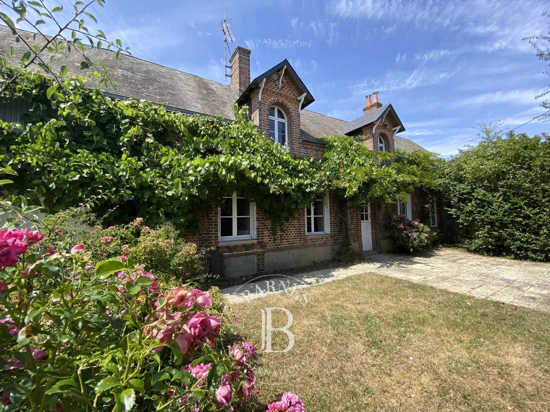 Chauvigny-du-Perche  - Maison 5 Pièces 4 Chambres