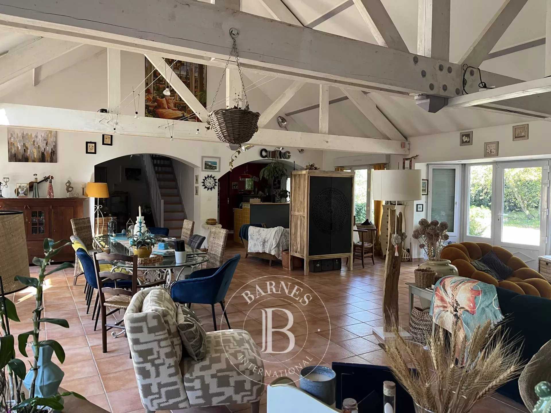 Yvoy-le-Marron  - House 5 Bedrooms