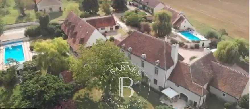 Bourges  - Manor house 4 Bedrooms