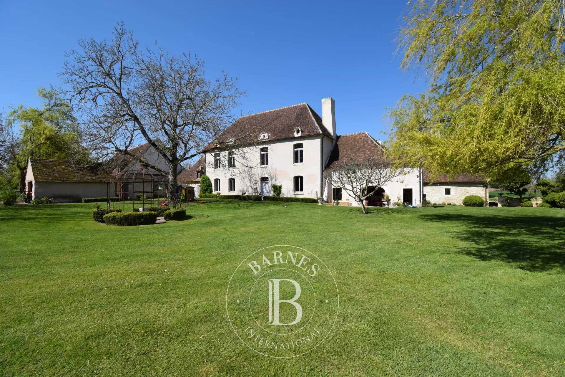 Bourges  - Manor house 4 Bedrooms