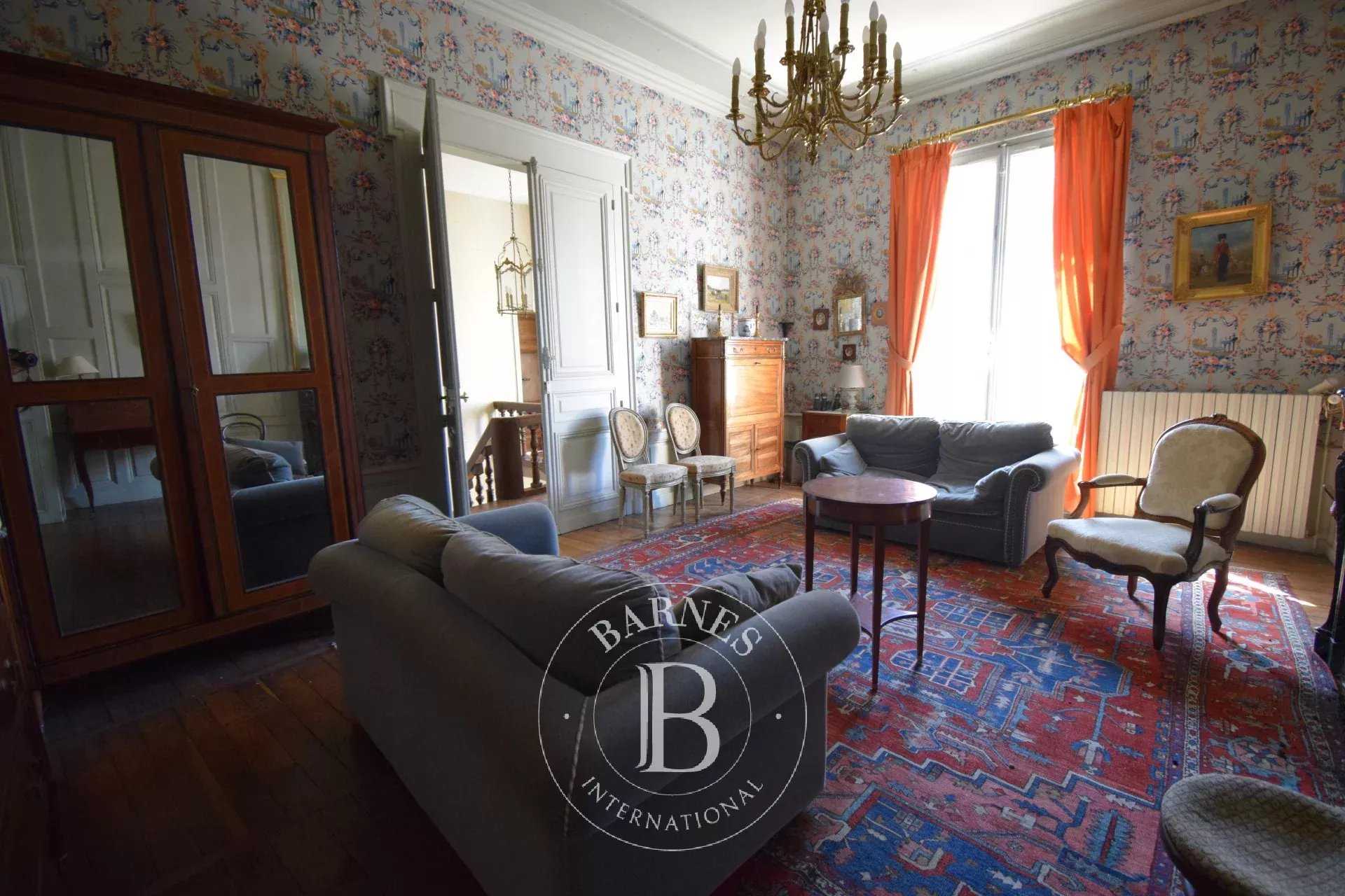 Bourges  - Mansion 6 Bedrooms