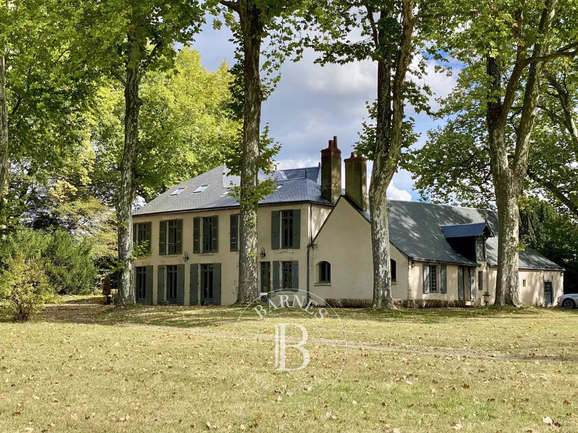 Blois  - House 9 Bedrooms