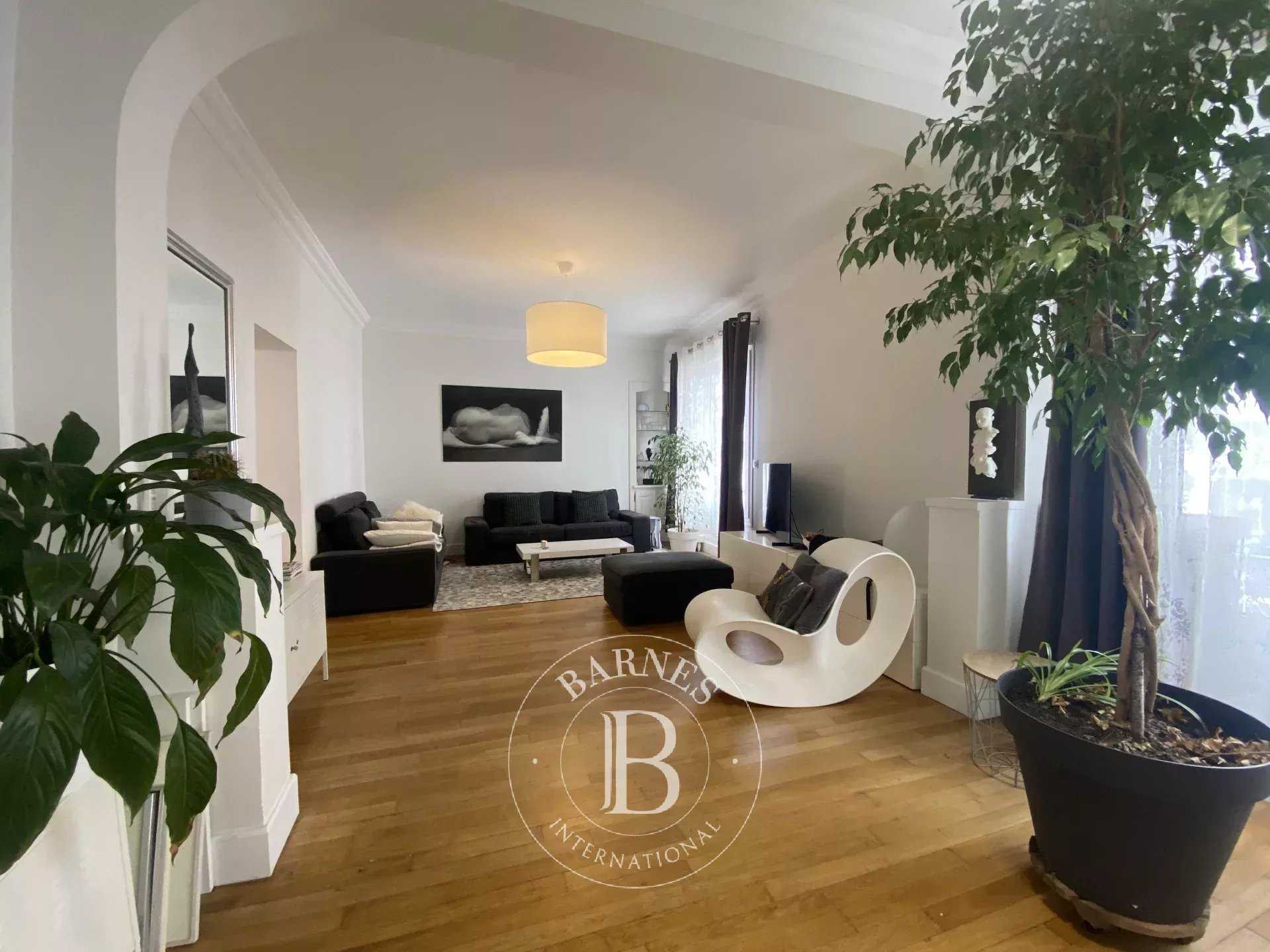 Vendôme  - Appartement 5 Pièces 3 Chambres