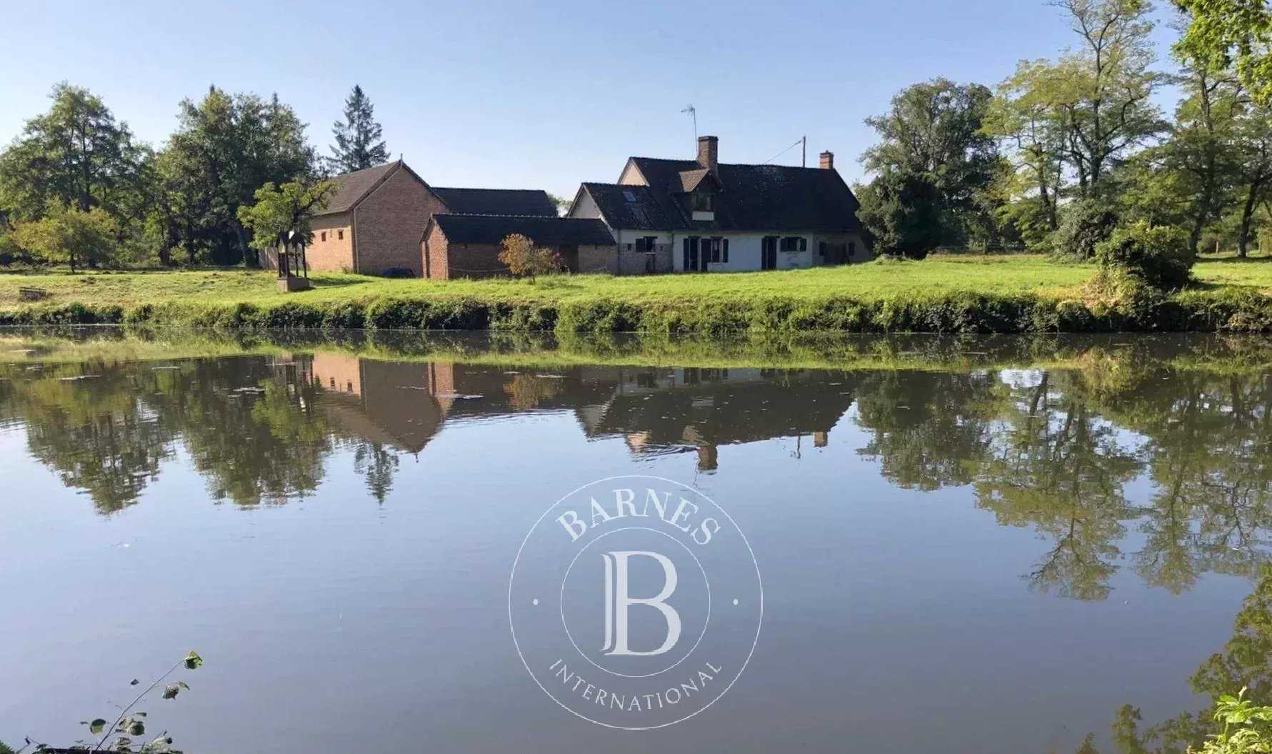 Property Aubigny-sur-Nère