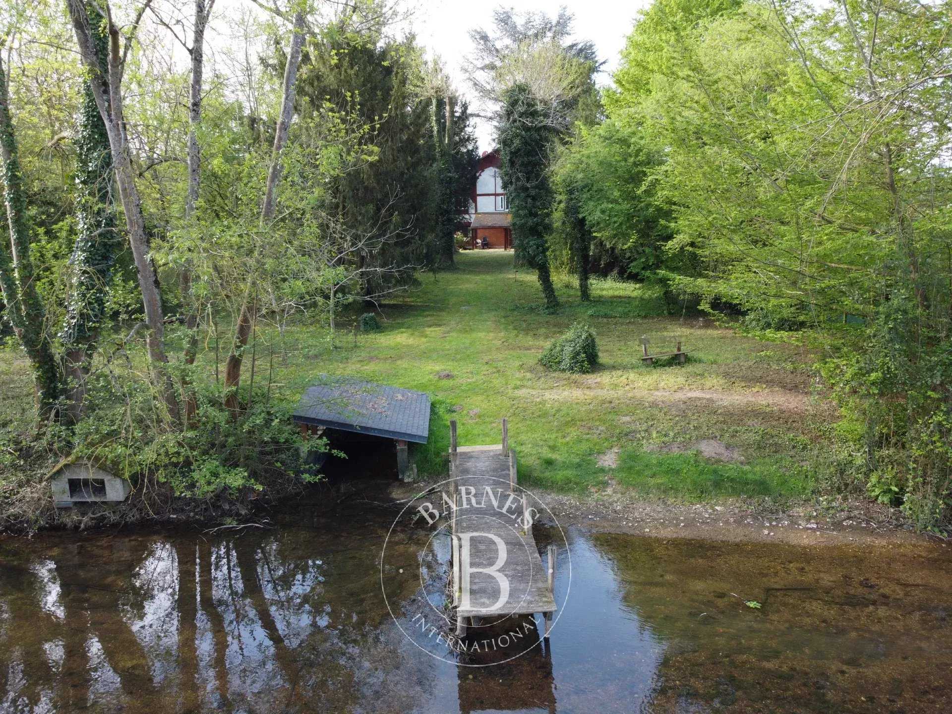 Saint-Hilaire-Saint-Mesmin  - House 5 Bedrooms