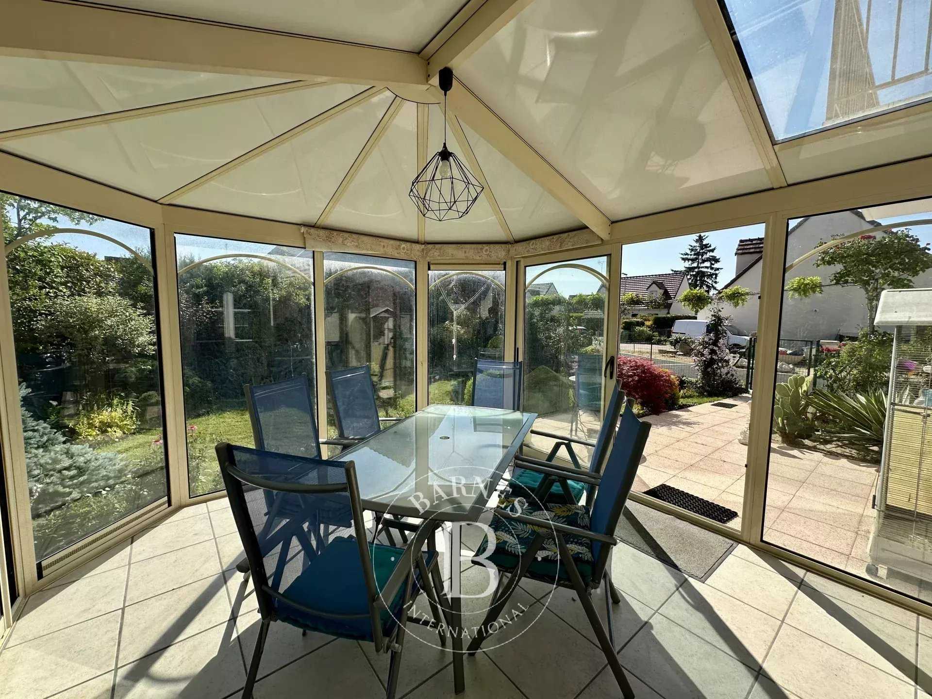 Saint-Denis-en-Val  - House 5 Bedrooms