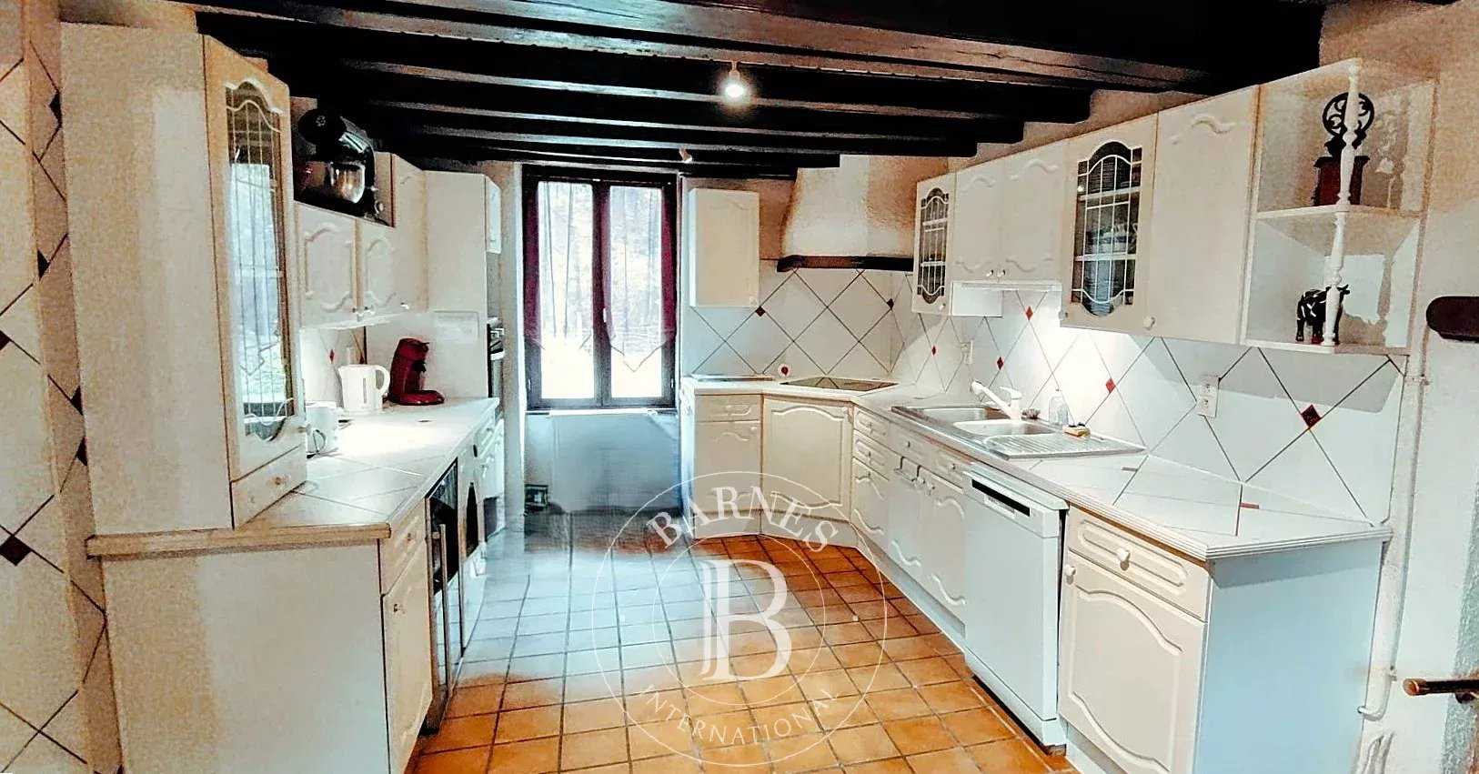 Hyds  - Mill 6 Bedrooms