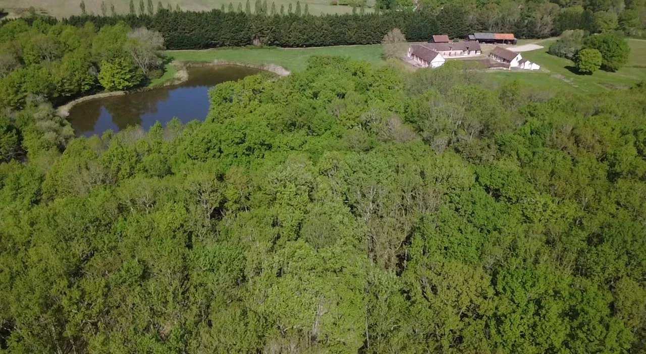 Chaumont-sur-Tharonne  - Propriété 10 Pi&egrave;ces 3 Chambres