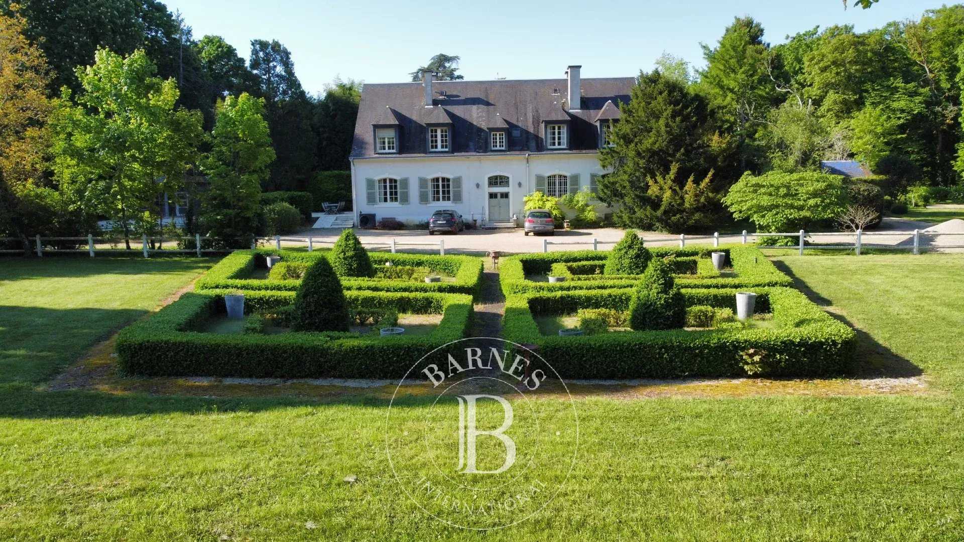 Bourges  - Finca 11 Cuartos 7 Habitaciones