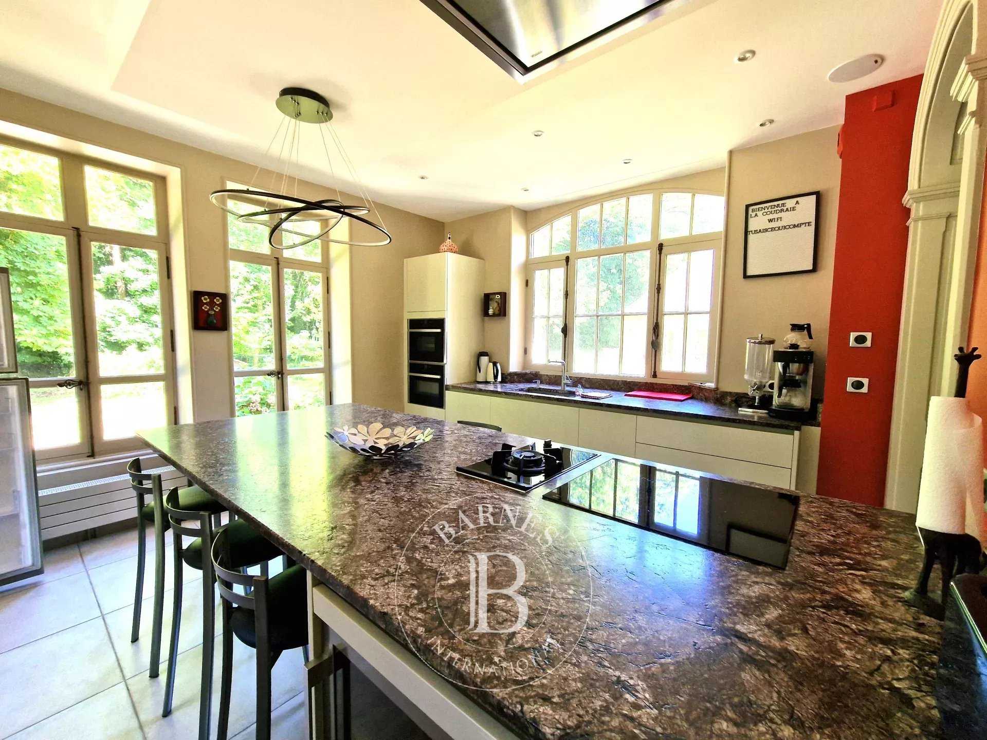 Changé  - House 7 Bedrooms