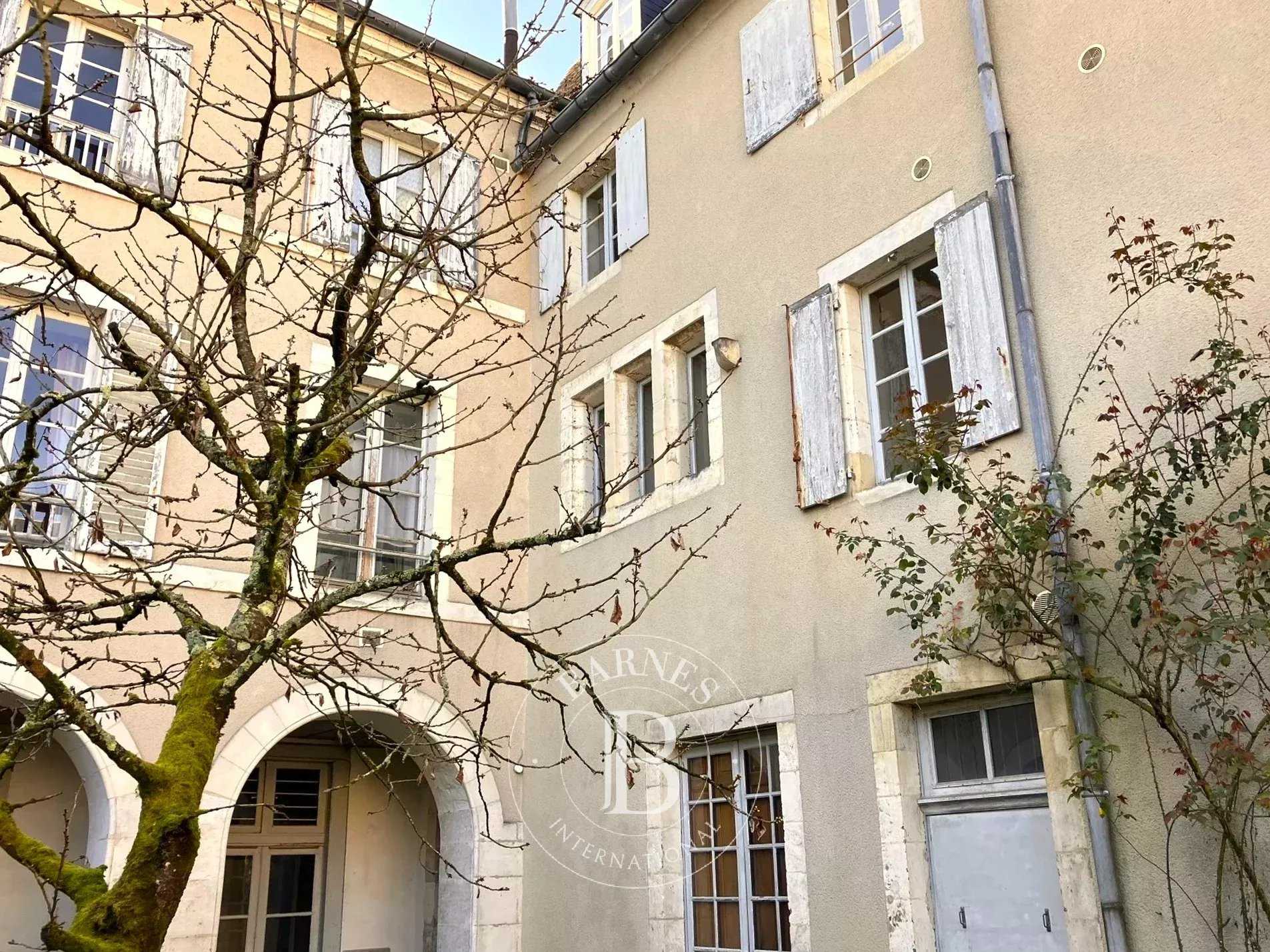Bourges  - Ensemble immobilier 