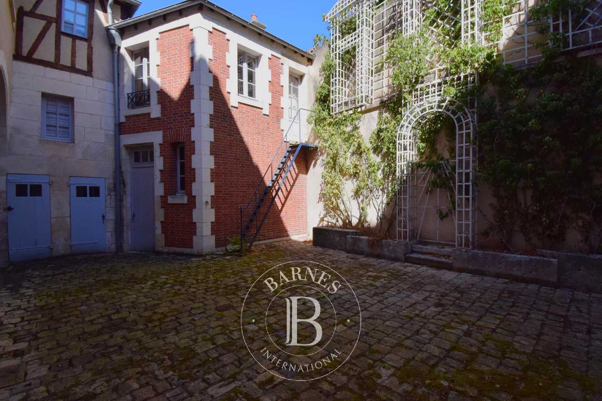 Bourges  - Mansion 6 Bedrooms